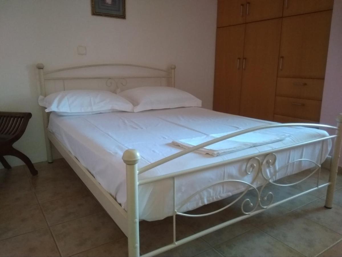Αμυγδαλιές 33 Μύρινα Villa Exterior photo